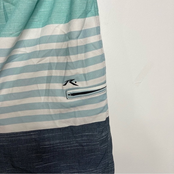 Rusty board Shorts striped size 36 - Picture 7 of 8